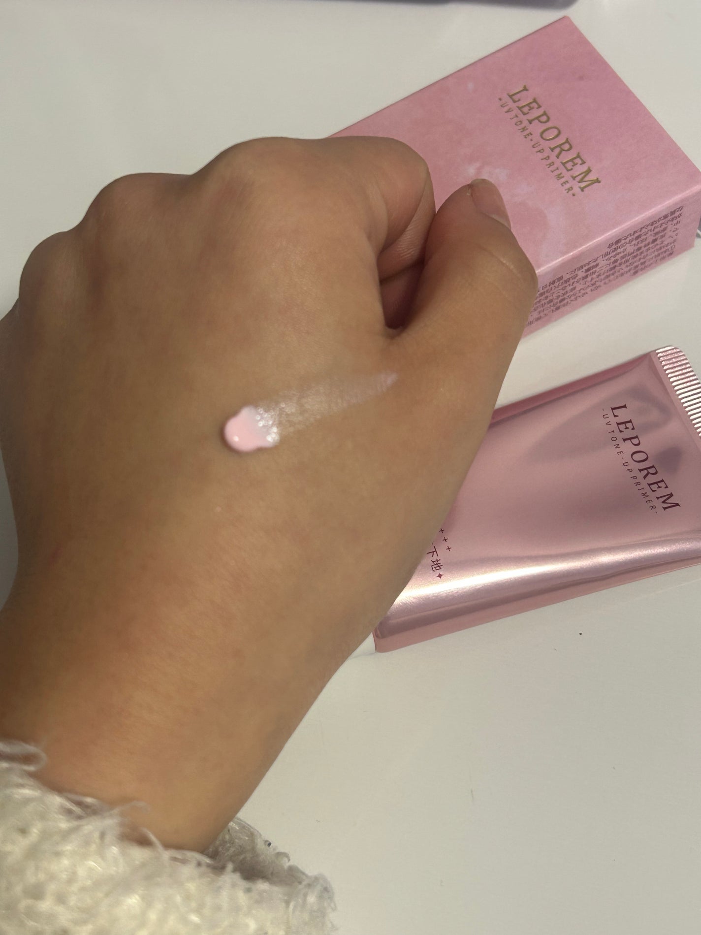 トーンアップUVクリーム/LEPOREM/化粧下地を使ったクチコミ(2枚目)