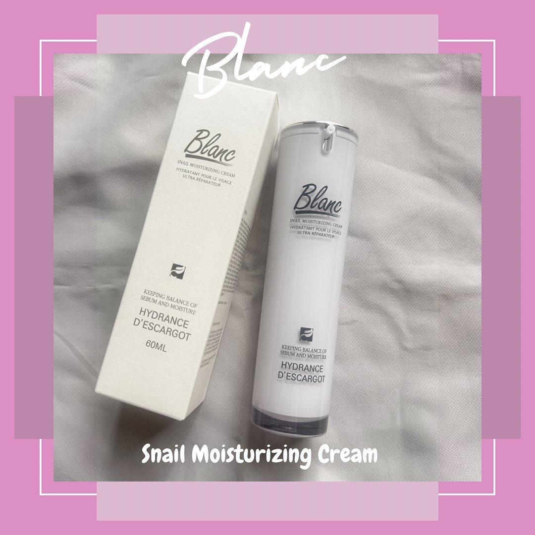 🩷blanc
🩷Snail Moisturizing Cream
🩷60ml
.
プッシュ式で使いやすいし個人的に1番気に入ったのは伸びの良さとテクスチャ😬🩷
.
伸びがめちゃめちゃ良くて保湿感はあんまり無いのかなぁって期待してな