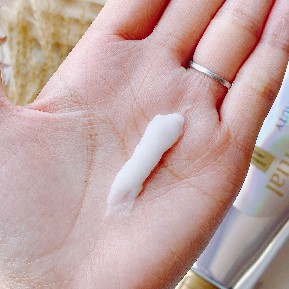 髪のキメ美容バリアトリートメント/エッセンシャル/洗い流すヘアトリートメントを使ったクチコミ(4枚目)