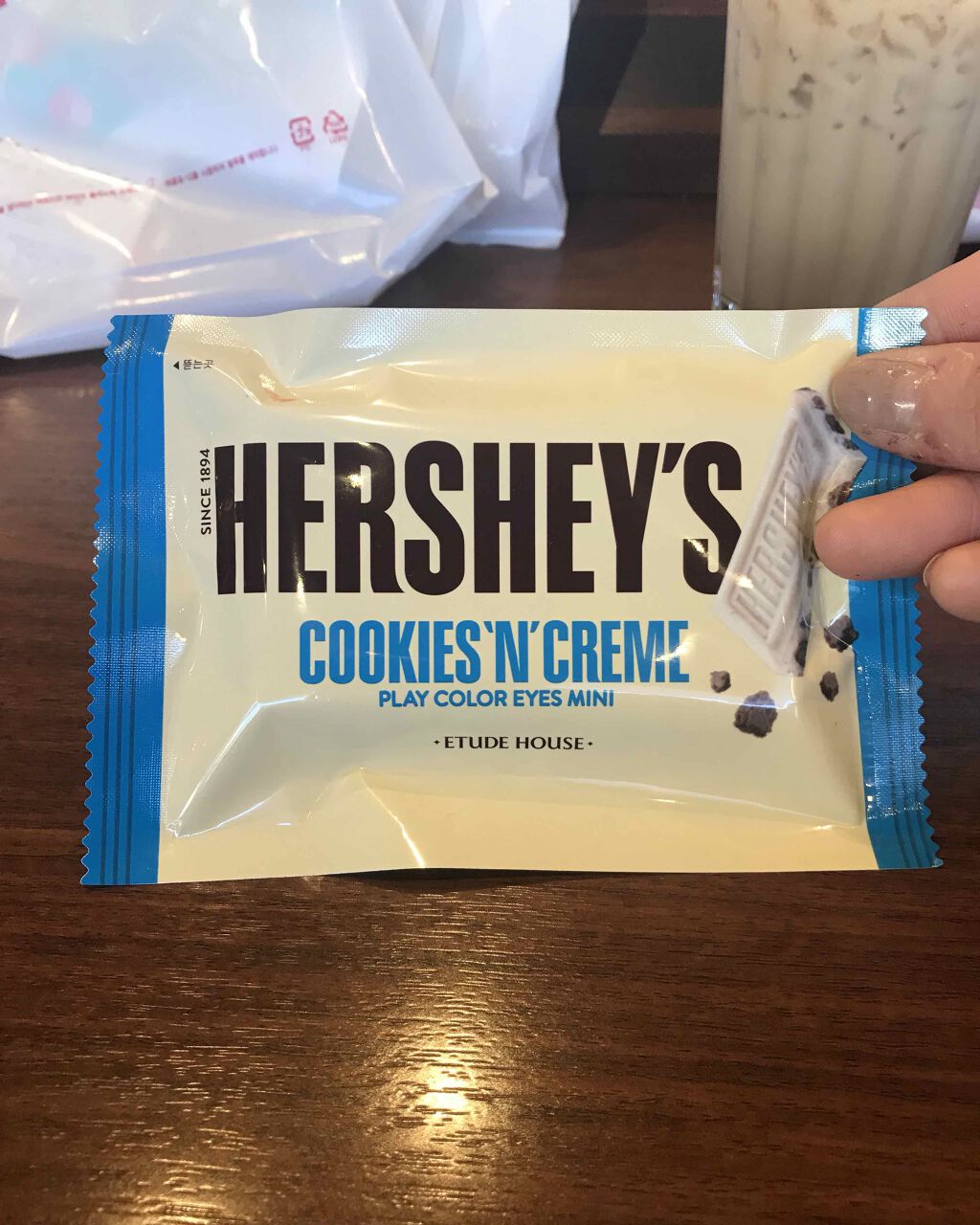 ルックアット マイアイ カフェ/ETUDE/単色アイシャドウを使ったクチコミ（2枚目）