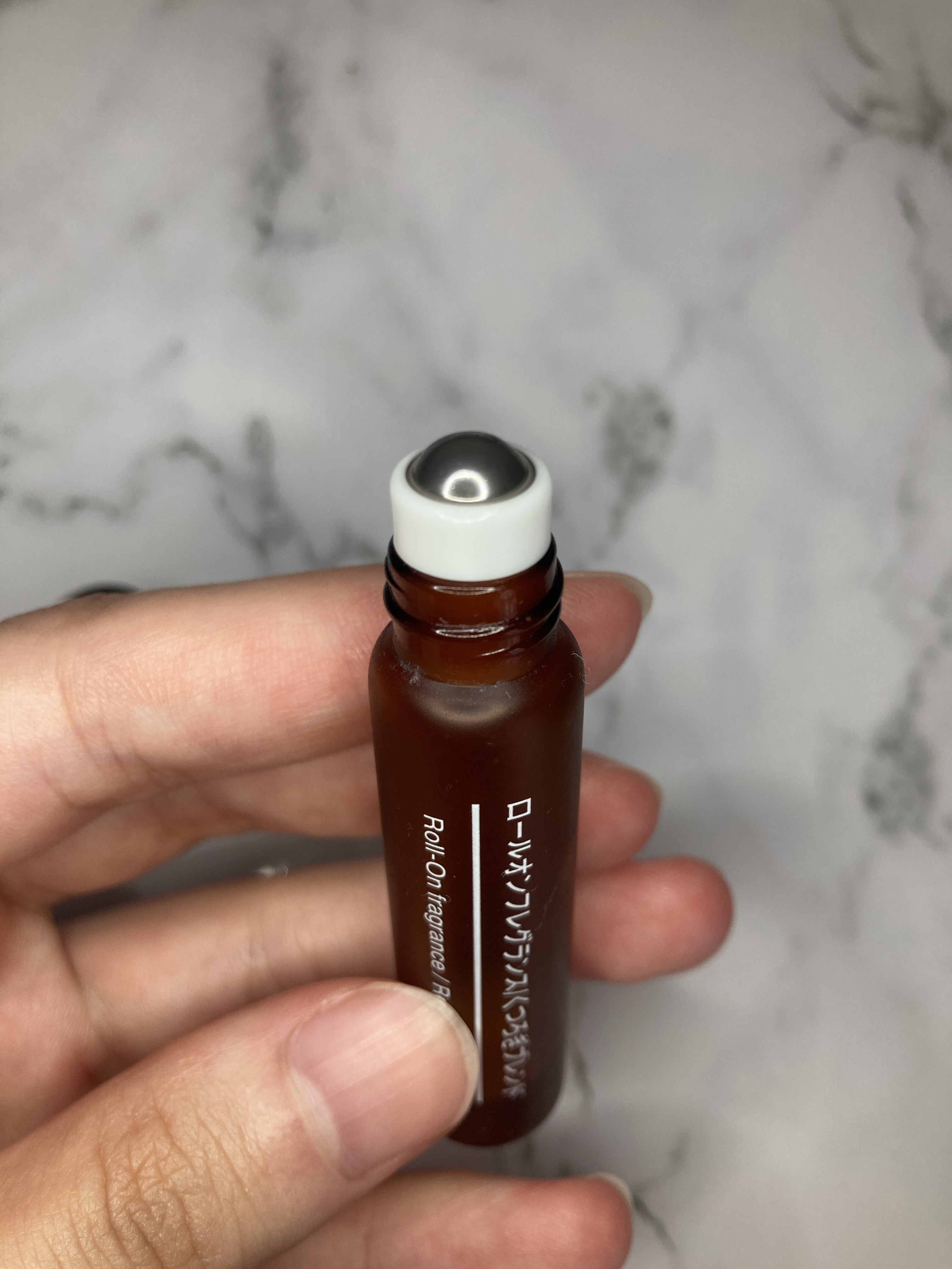 ロールオンフレグランス おやすみブレンド/無印良品/香水(その他)を使ったクチコミ（2枚目）