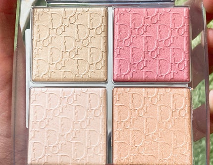 ディオール バックステージ フェイス グロウ パレット/Dior/ハイライトを使ったクチコミ(3枚目)