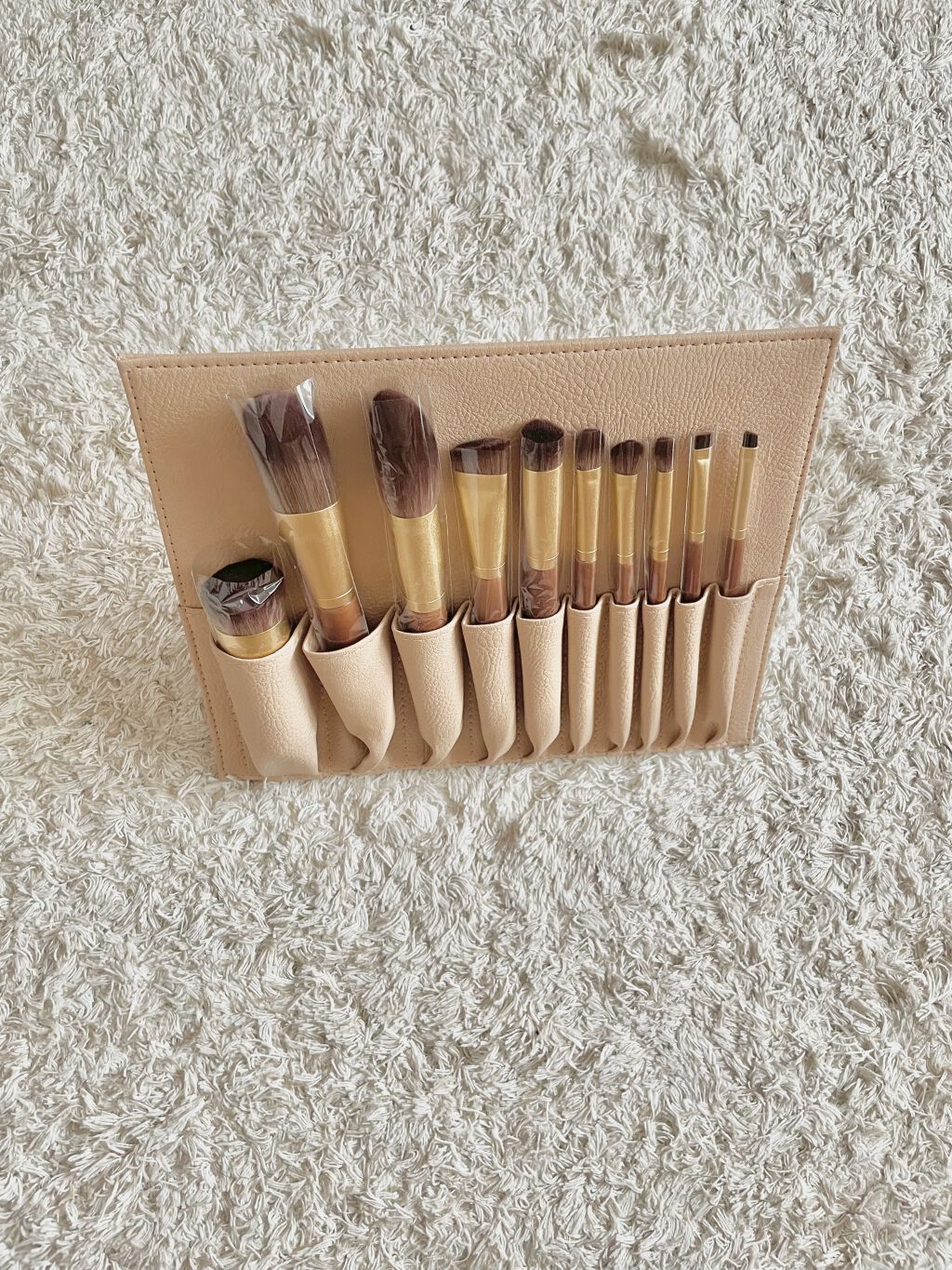 SIXPLUS X MARILYN 10本メイクアップブラシセット/SIXPLUS/メイクブラシを使ったクチコミ（2枚目）