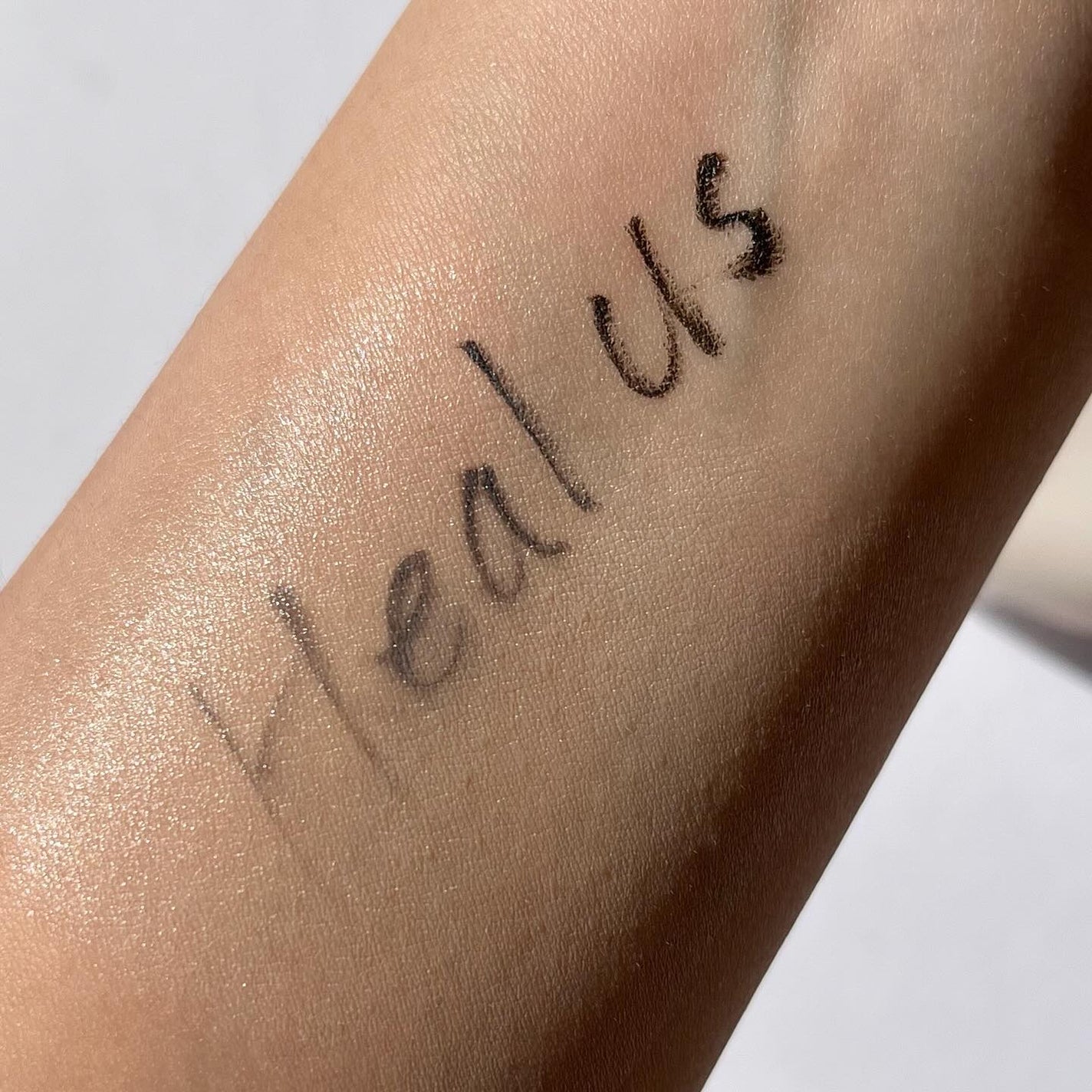 ブリージンググロークッション/Healus/クッションファンデーションを使ったクチコミ(9枚目)