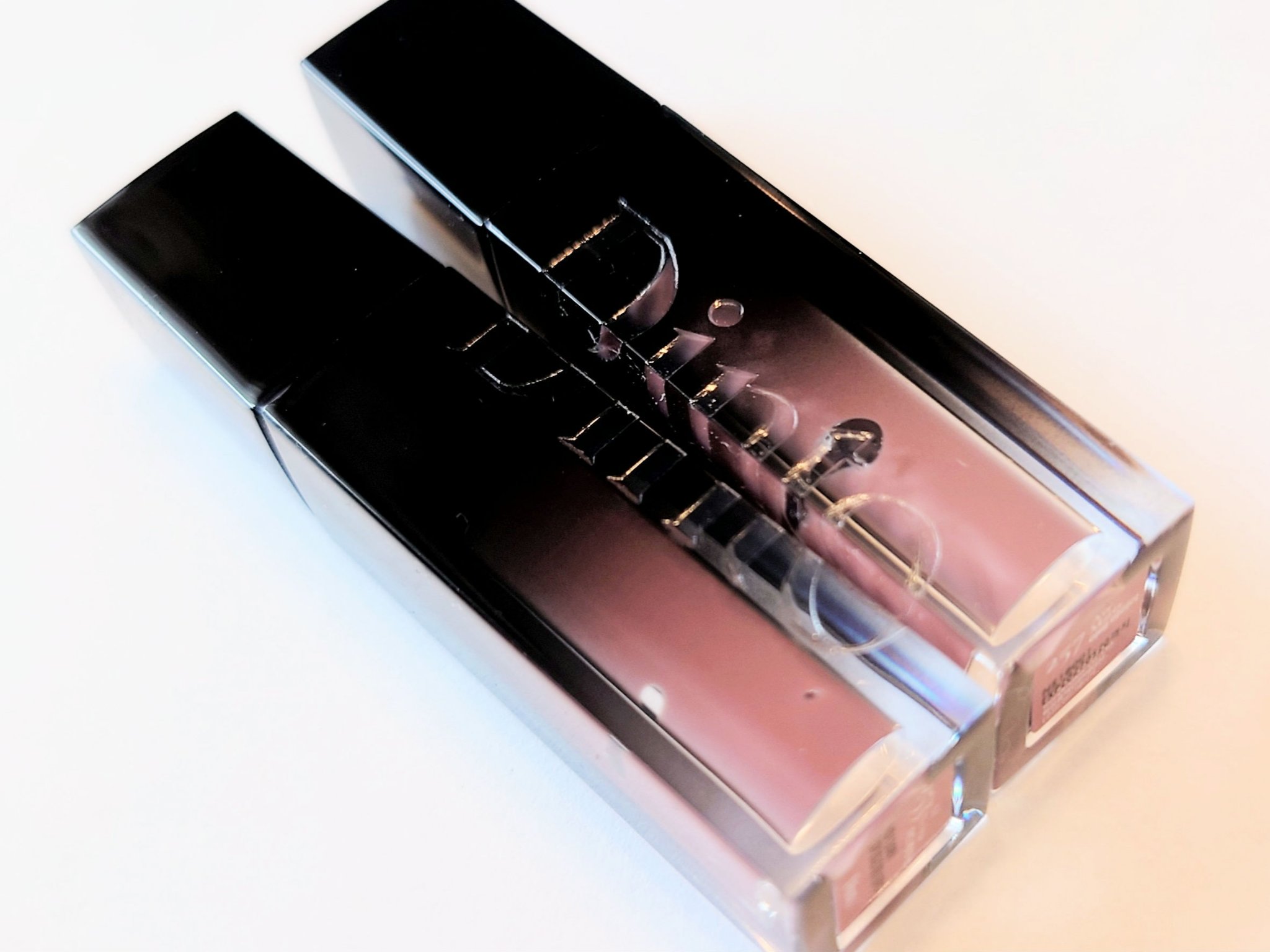 ブラーグロイリップティント ブラーグロウイMINIリップティント Duo (パックスロマーナ+メメントモリ) /Dinto/リップティントを使ったクチコミ（3枚目）