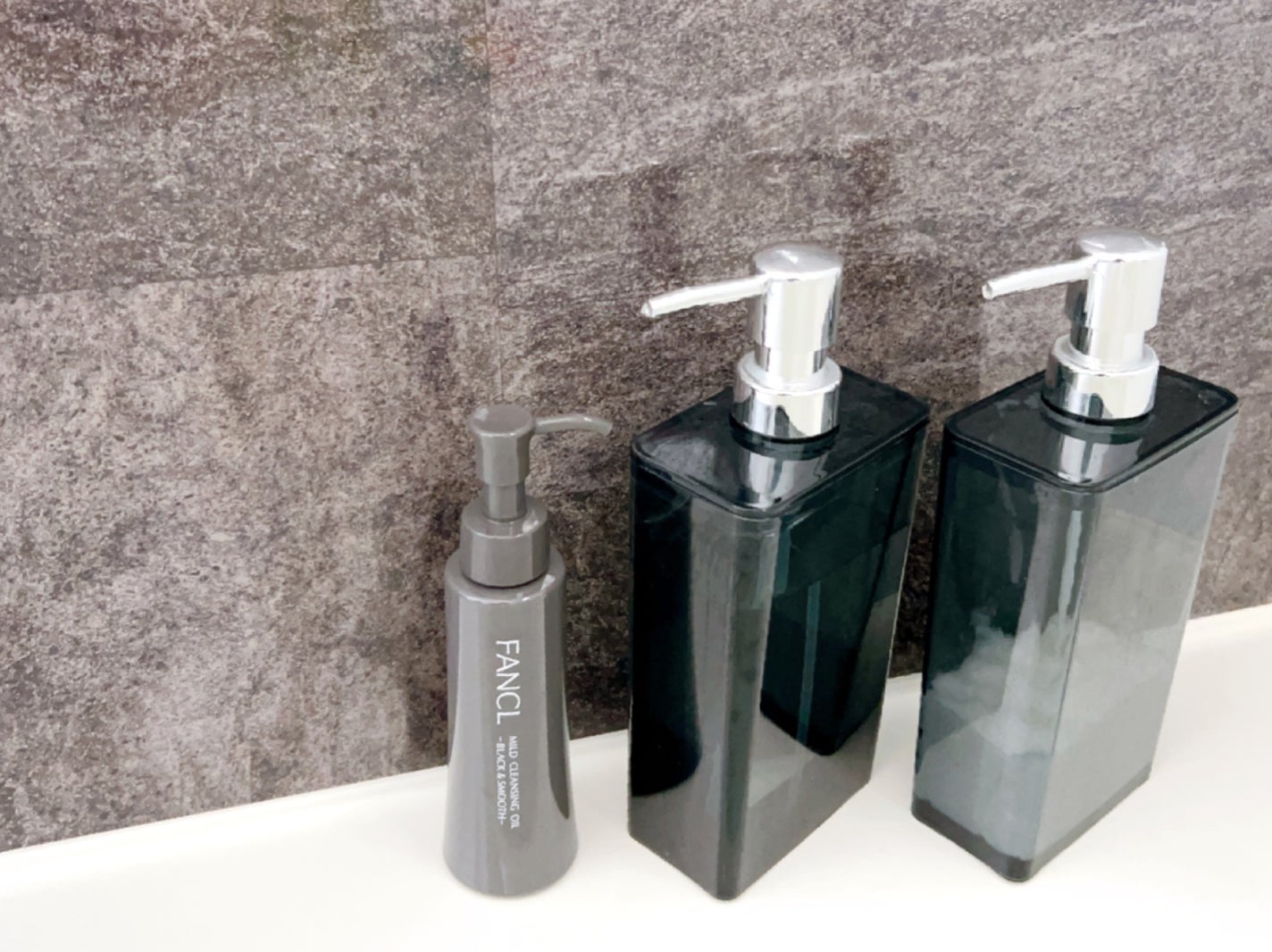 マイルドクレンジング オイル〈ブラック&スムース〉/ファンケル/オイルクレンジングを使ったクチコミ(4枚目)