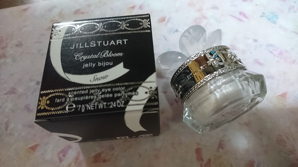ジルスチュアート クリスタルブルーム ジェリービジュー 03 Snow/JILL STUART/ジェル・クリームアイシャドウを使ったクチコミ（2枚目）