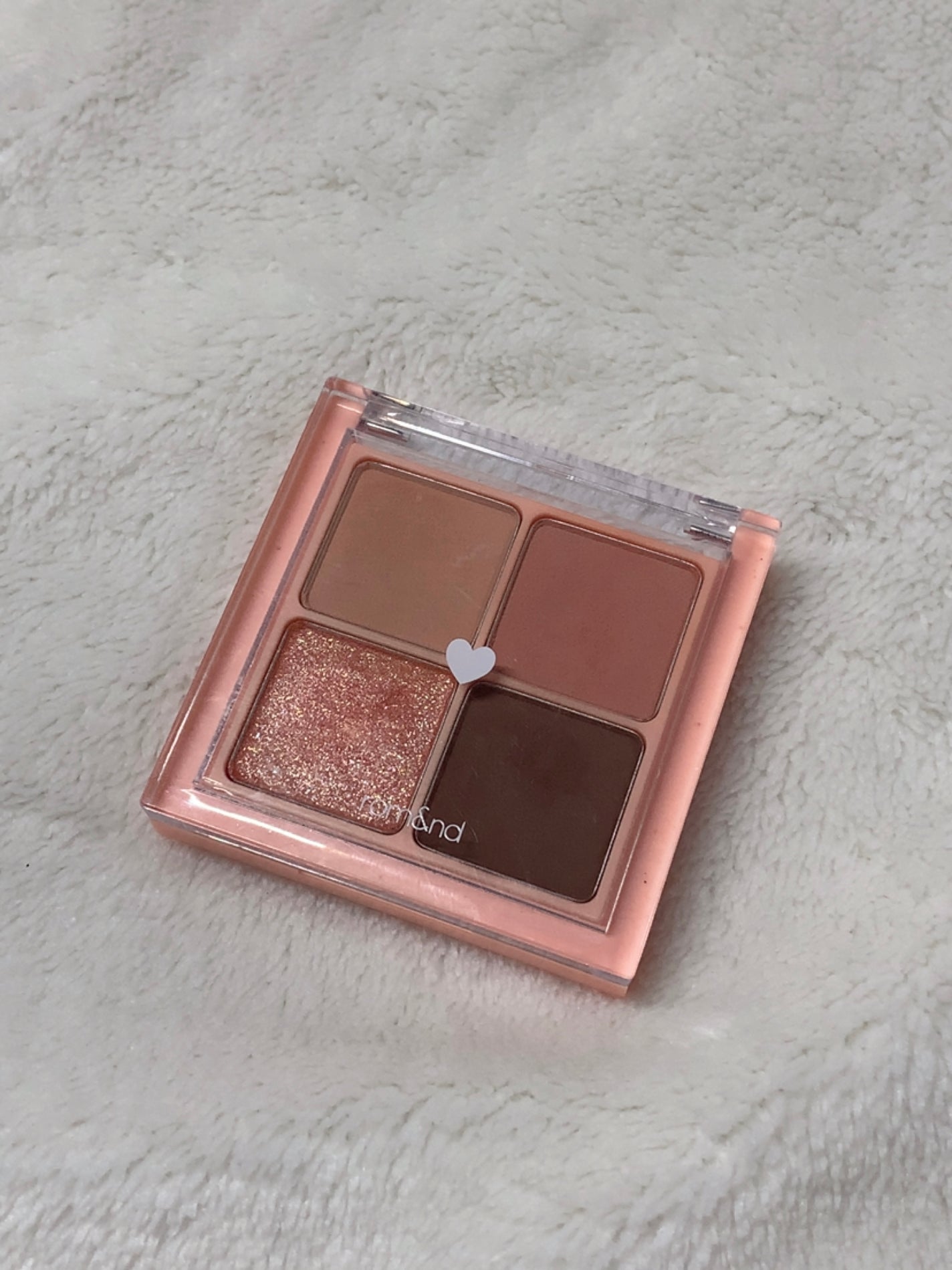 ベターザンアイズ/rom&nd/アイシャドウパレットを使ったクチコミ(1枚目)