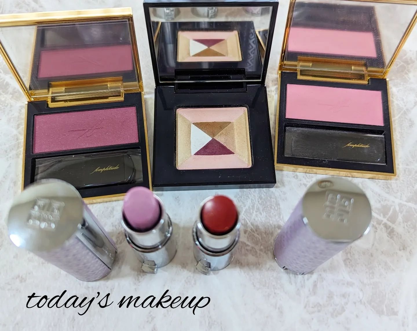 ルージュ・アンテルディ・バーム No.26 ローズウッド・グリント（フォール コレクション 2023）/GIVENCHY/リップバームを使ったクチコミ（1枚目）