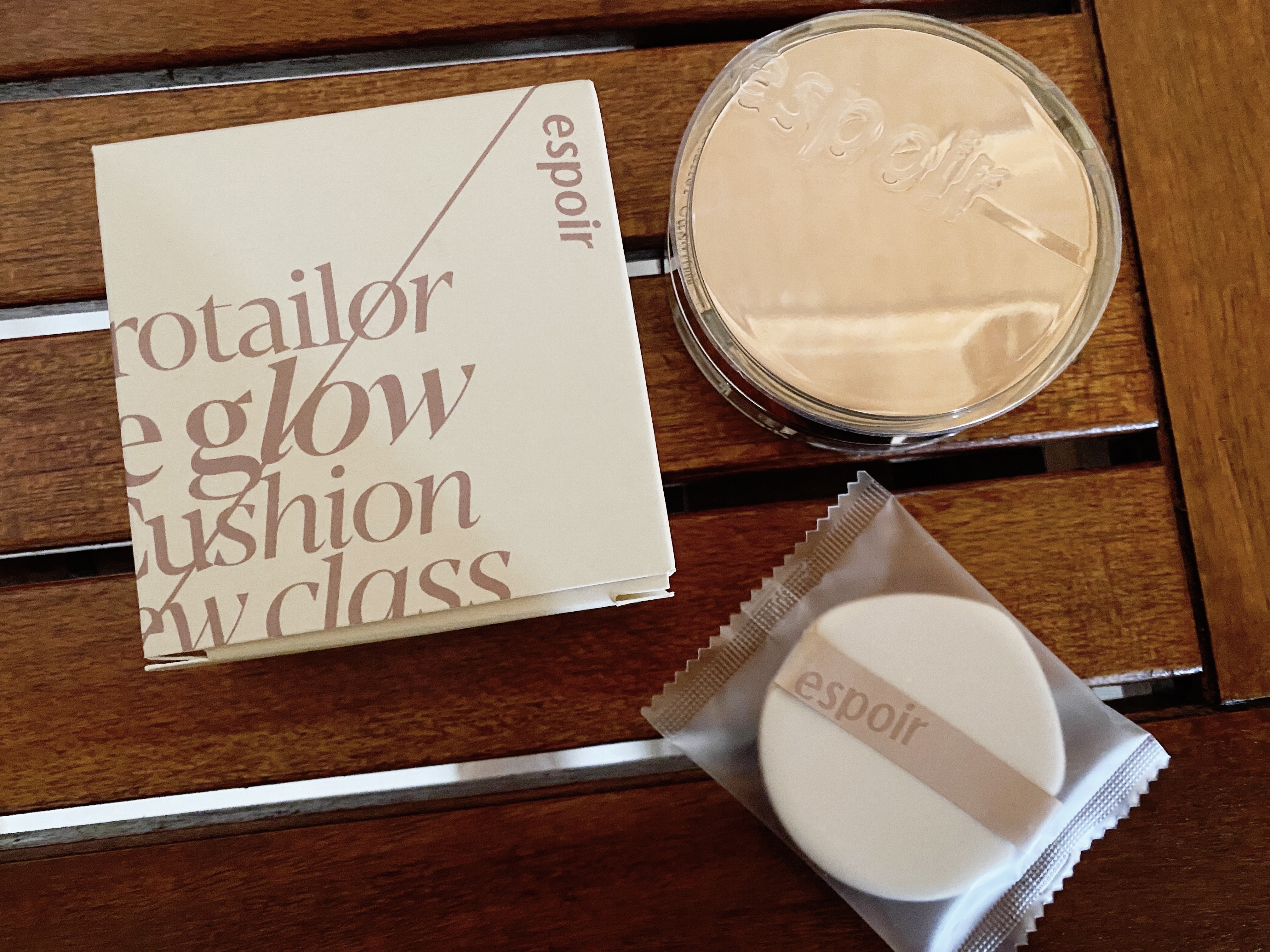 プロテーラービーグロウクッション ニュークラス/espoir/クッションファンデーションを使ったクチコミ（1枚目）