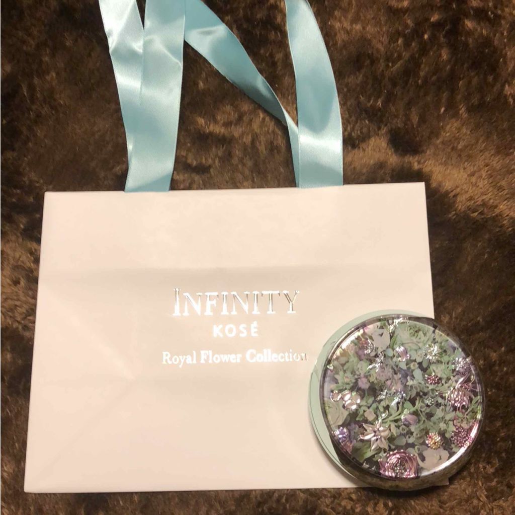 ロイヤルフラワーコレクション VII コンパクトパウダー/インフィニティ/プレストパウダーを使ったクチコミ（1枚目）