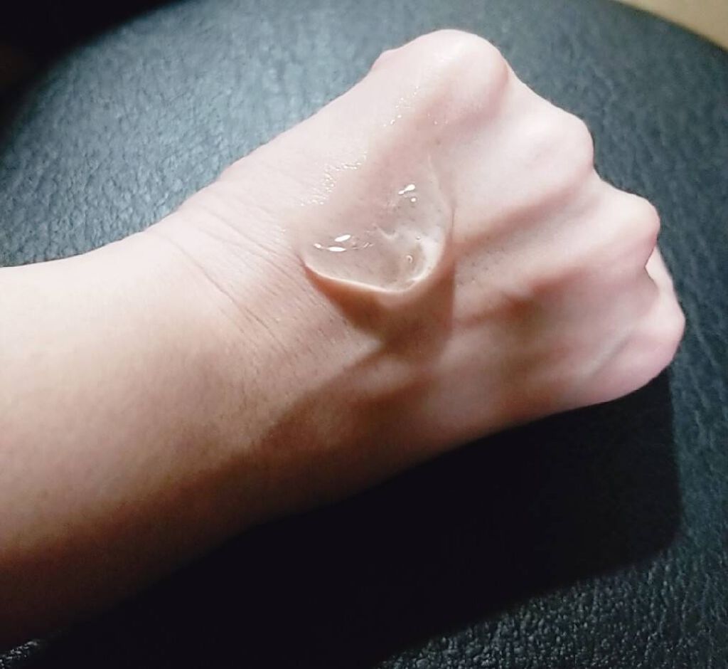 マイルド＆モイスチャーアロエジェル/ネイチャーリパブリック/ボディローションを使ったクチコミ（2枚目）