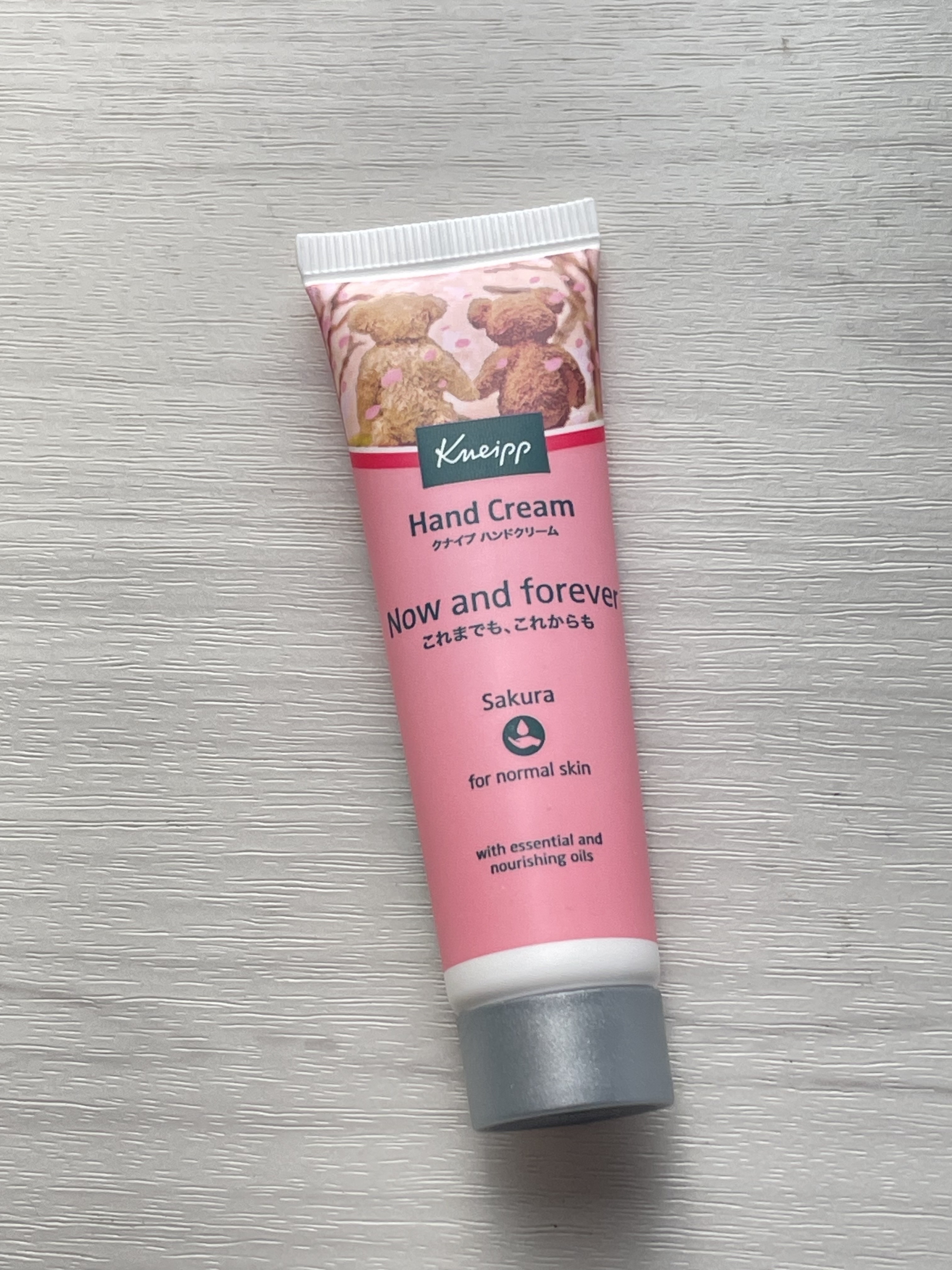 クナイプ ハンドクリーム サクラの香り/クナイプ/ハンドクリームを使ったクチコミ（1枚目）