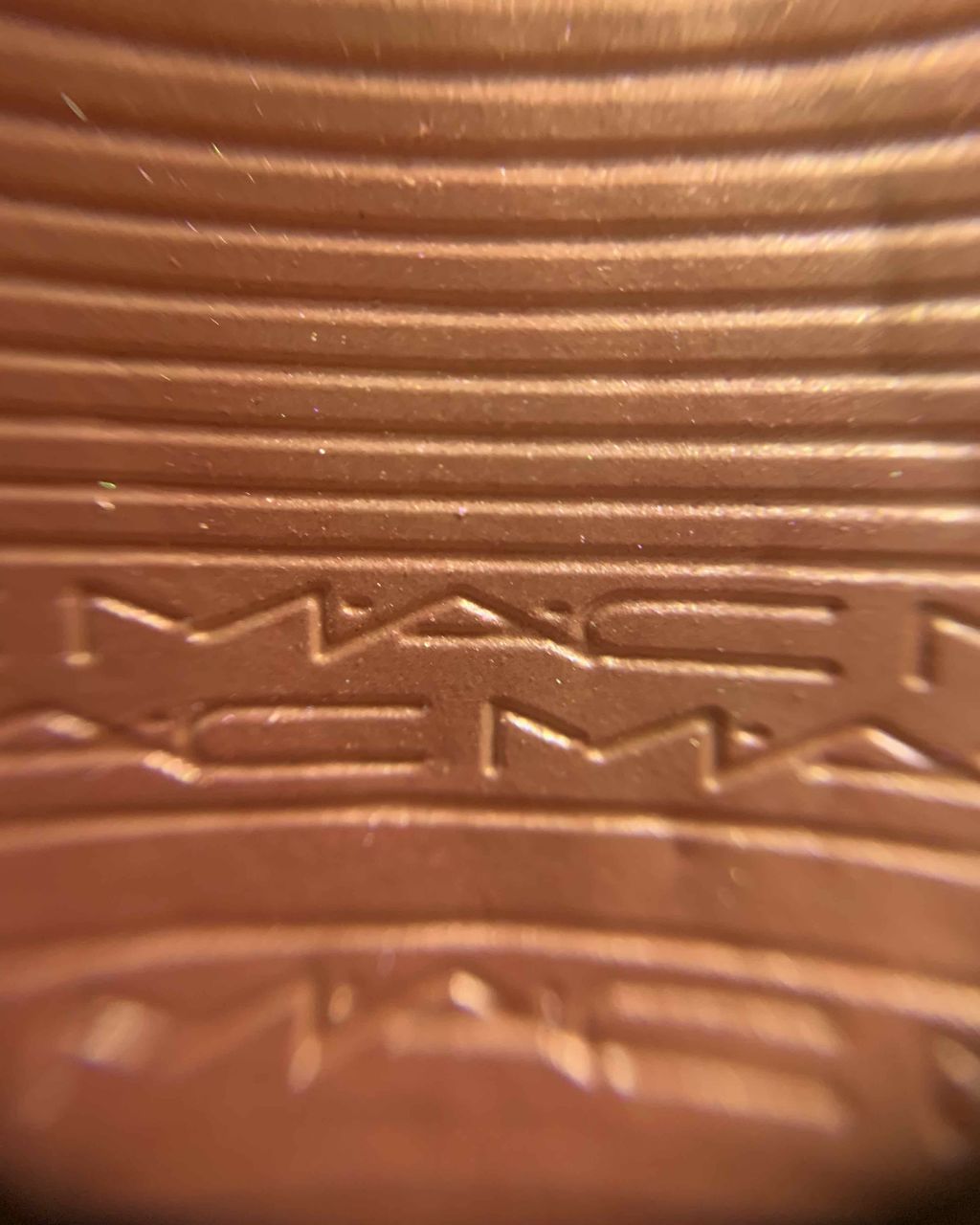 エクストラ ディメンション ブラッシュ/M・A・C/パウダーチークを使ったクチコミ(2枚目)