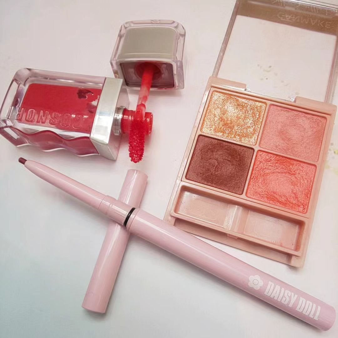 シルキースフレアイズ(マットタイプ)/キャンメイク/アイシャドウパレットを使ったクチコミ(2枚目)