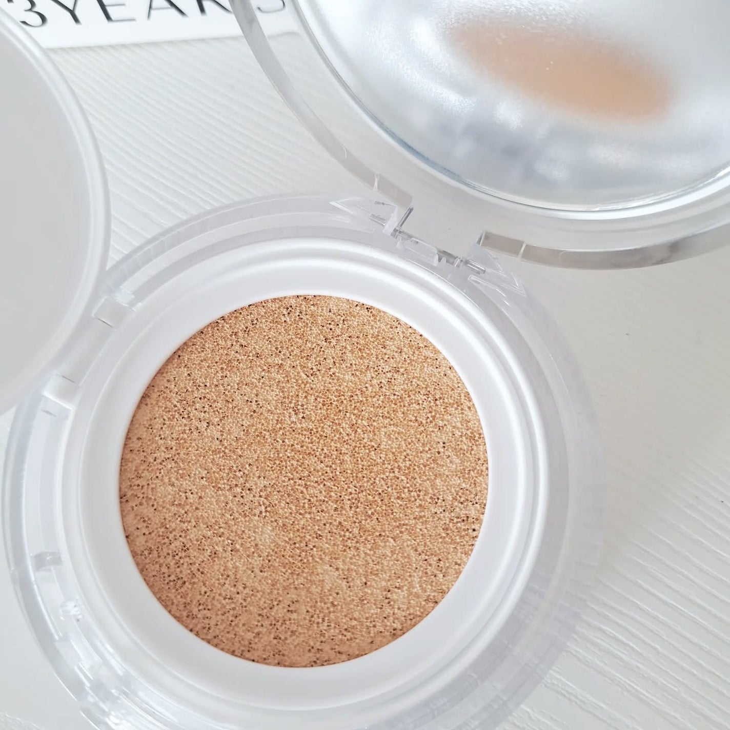 ㅎㄹㅋ on LIPS 「【MakeUp💚】#PR히트리프씬커버쿠선#21마쉬엘우베이지..」(2枚目)