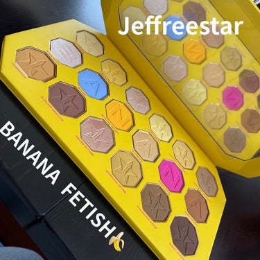 BANANA  FETISH/Jeffree Star Cosmetics/パウダーアイシャドウを使ったクチコミ（1枚目）
