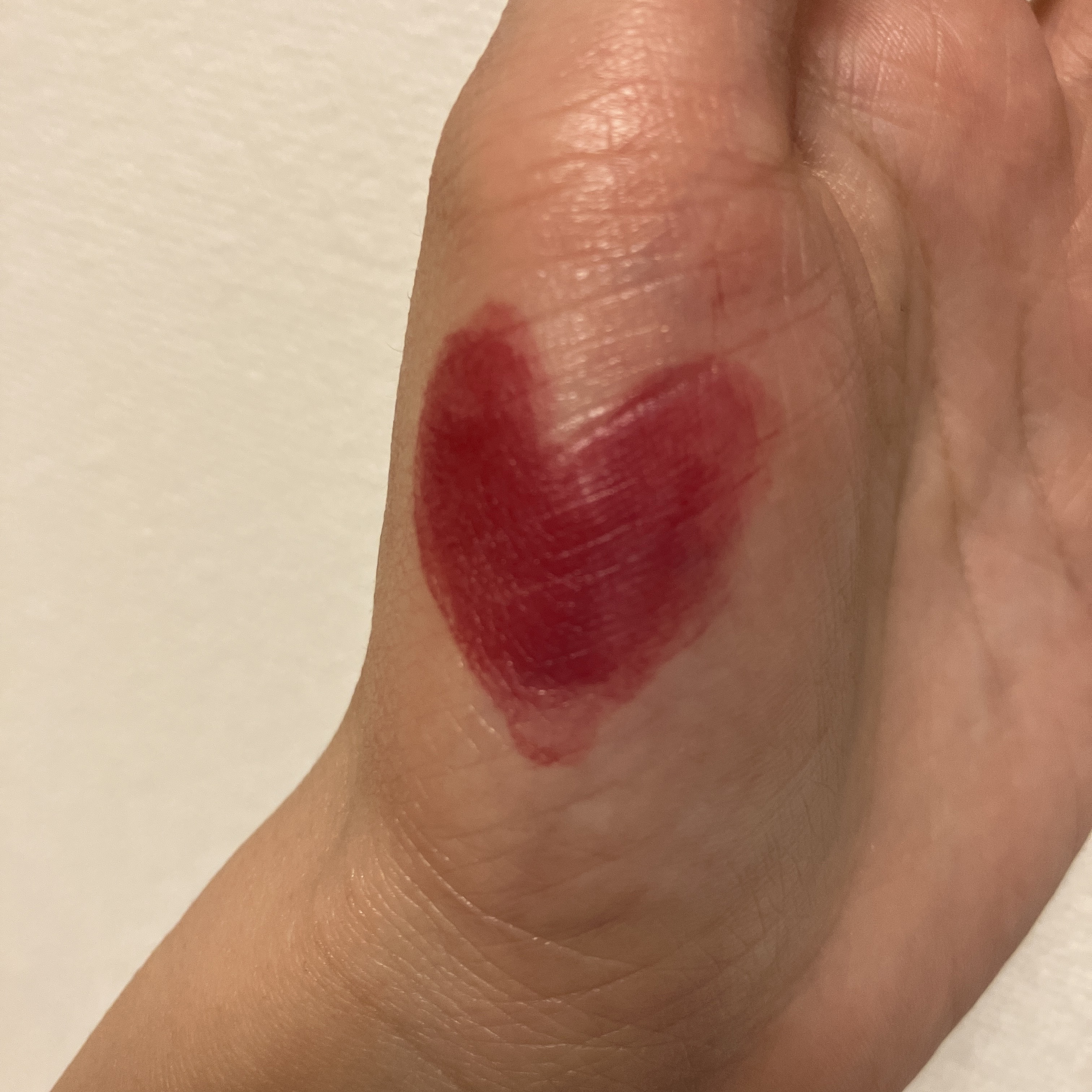 ジューシーラスティングティント/rom&nd/リップティントを使ったクチコミ（3枚目）