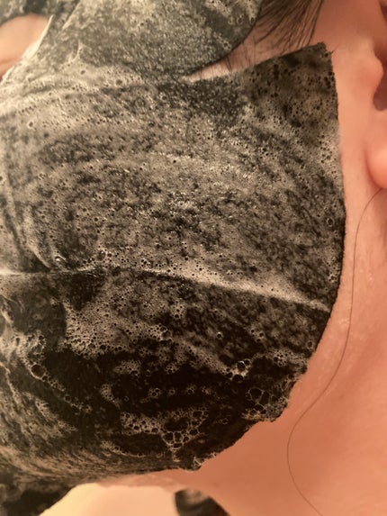 BLACK O2 泡パック charcoal /PUREDERM/シートマスク・パックを使ったクチコミ(3枚目)