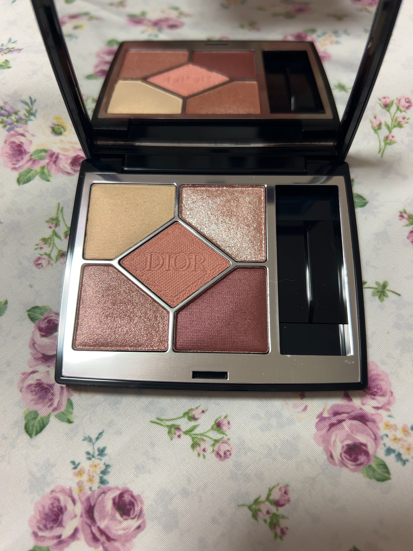 ディオールショウ サンク クルール/Dior/アイシャドウを使ったクチコミ(1枚目)