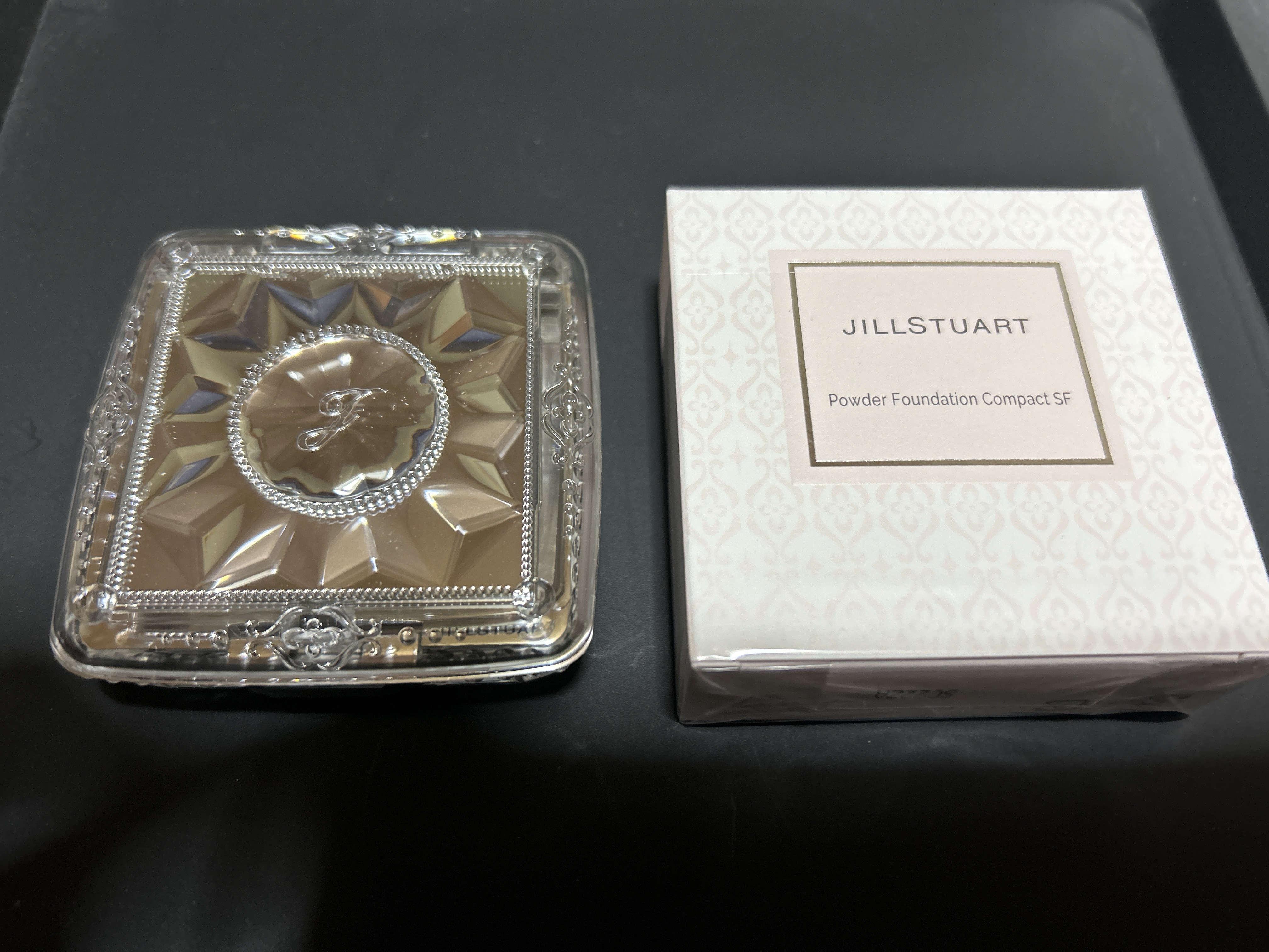 ジルスチュアート　イルミネイティング セラムプライマー/JILL STUART/化粧下地を使ったクチコミ（1枚目）