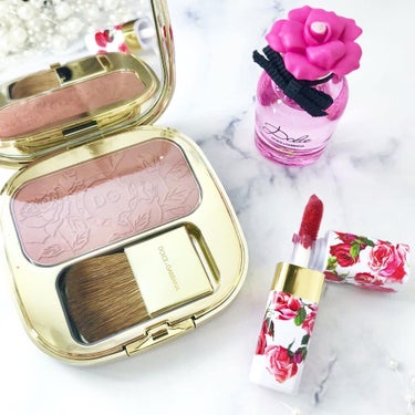 DOLCE&GABBANA BEAUTY ドルチェ リリー オードトワレのクチコミ「DOLCE&GABBANA BEAUTYのコスメをセットでいただきました🙏💓

◆ブラッシュオ.....」（1枚目）