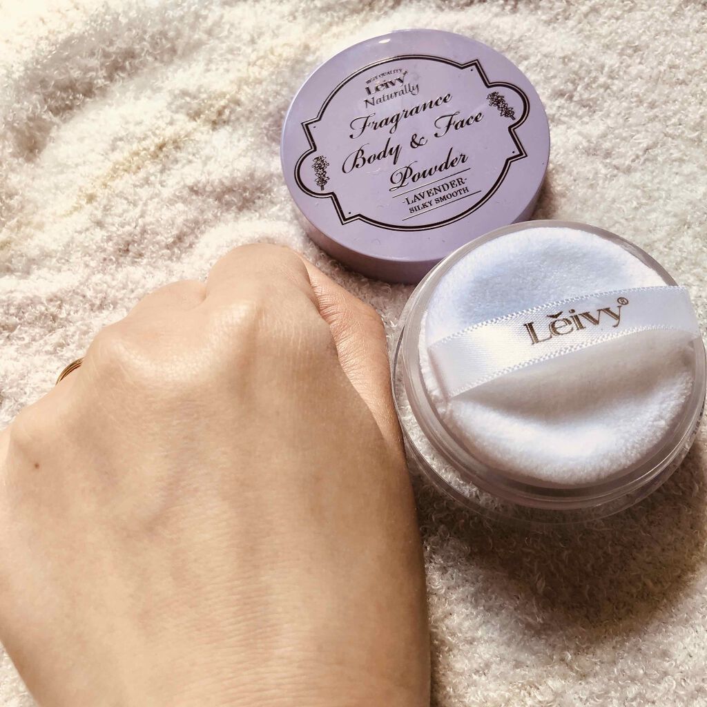 フレグランス ボディ＆フェイスパウダー ラベンダー/Leivy/ルースパウダーを使ったクチコミ（3枚目）