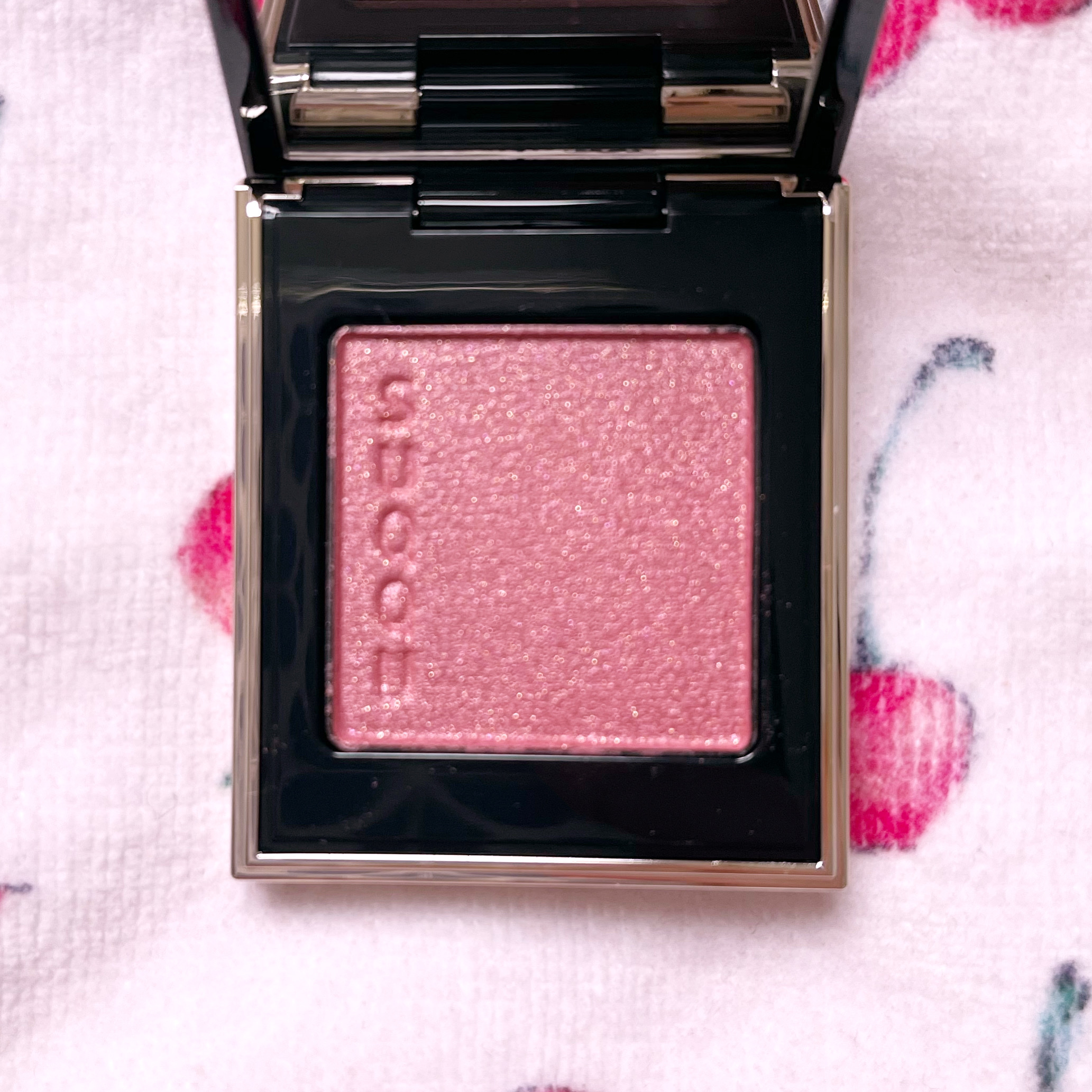 トーン タッチ アイズ 10 繚華 -RYOUKA/SUQQU/単色アイシャドウを使ったクチコミ（1枚目）