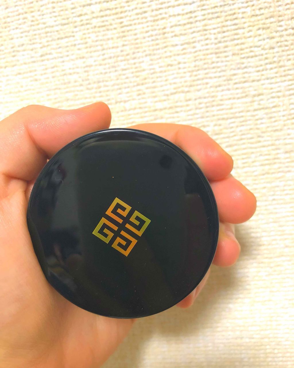 バウンシー・ハイライター/GIVENCHY/パウダーハイライトを使ったクチコミ（1枚目）