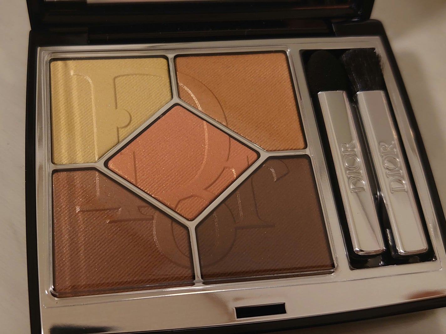 ディオールショウ サンク クルール/Dior/アイシャドウを使ったクチコミ(1枚目)