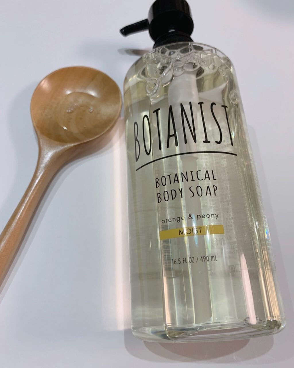 BOTANIST ボタニカルボディソープ モイスト（オレンジ＆ピオニー）のクチコミ「全部で5種類あるので、
肌や季節に合わせて選べます☘️

私が使ったのは、
モイストの.....」（2枚目）