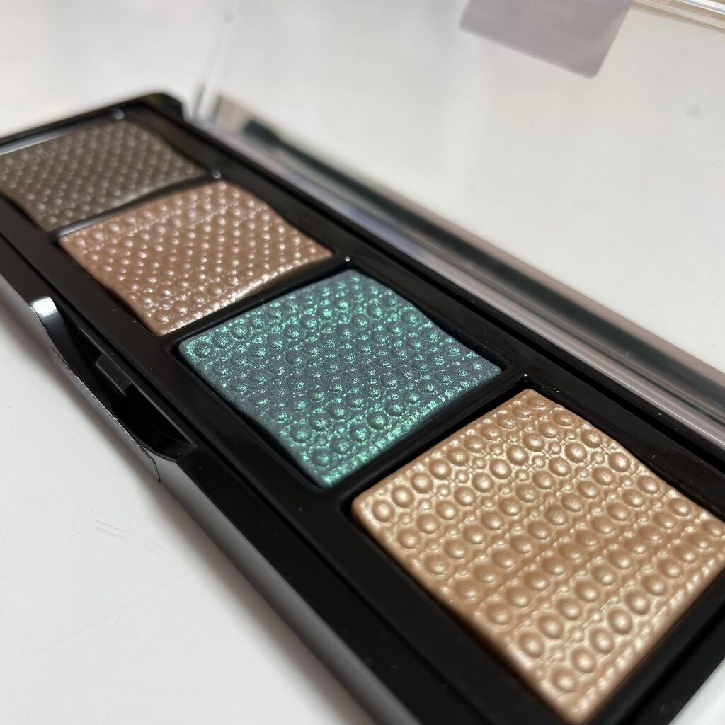 ソー フィアス! プリズマティック パレット/REVLON/アイシャドウパレットを使ったクチコミ(2枚目)