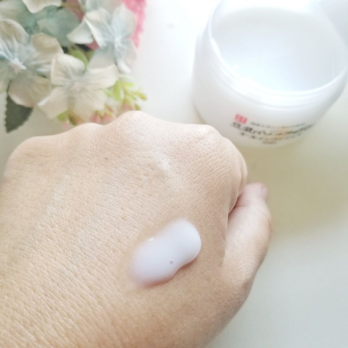 とろんと濃ジェル NC /なめらか本舗/オールインワン化粧品を使ったクチコミ(4枚目)