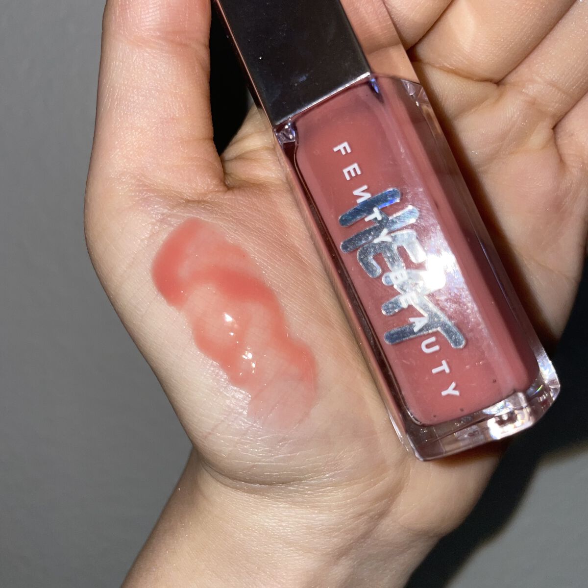 GLOSS BOMB Universal Lip Luminizer｜FENTY BEAUTY BY RIHANNA