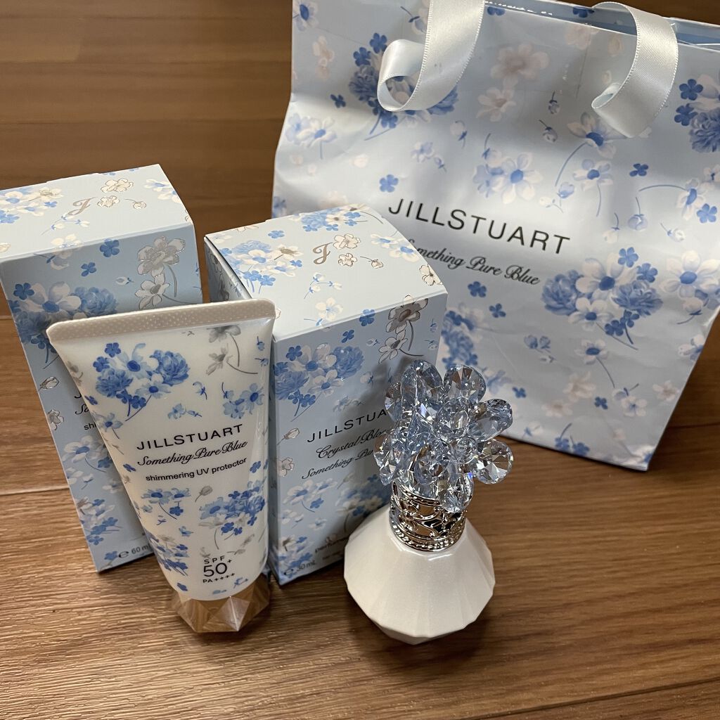 クリスタルブルーム　サムシングピュアブルー セント　オードパルファン 30ml【旧 2022年度】/JILL STUART/香水(レディース)を使ったクチコミ（1枚目）