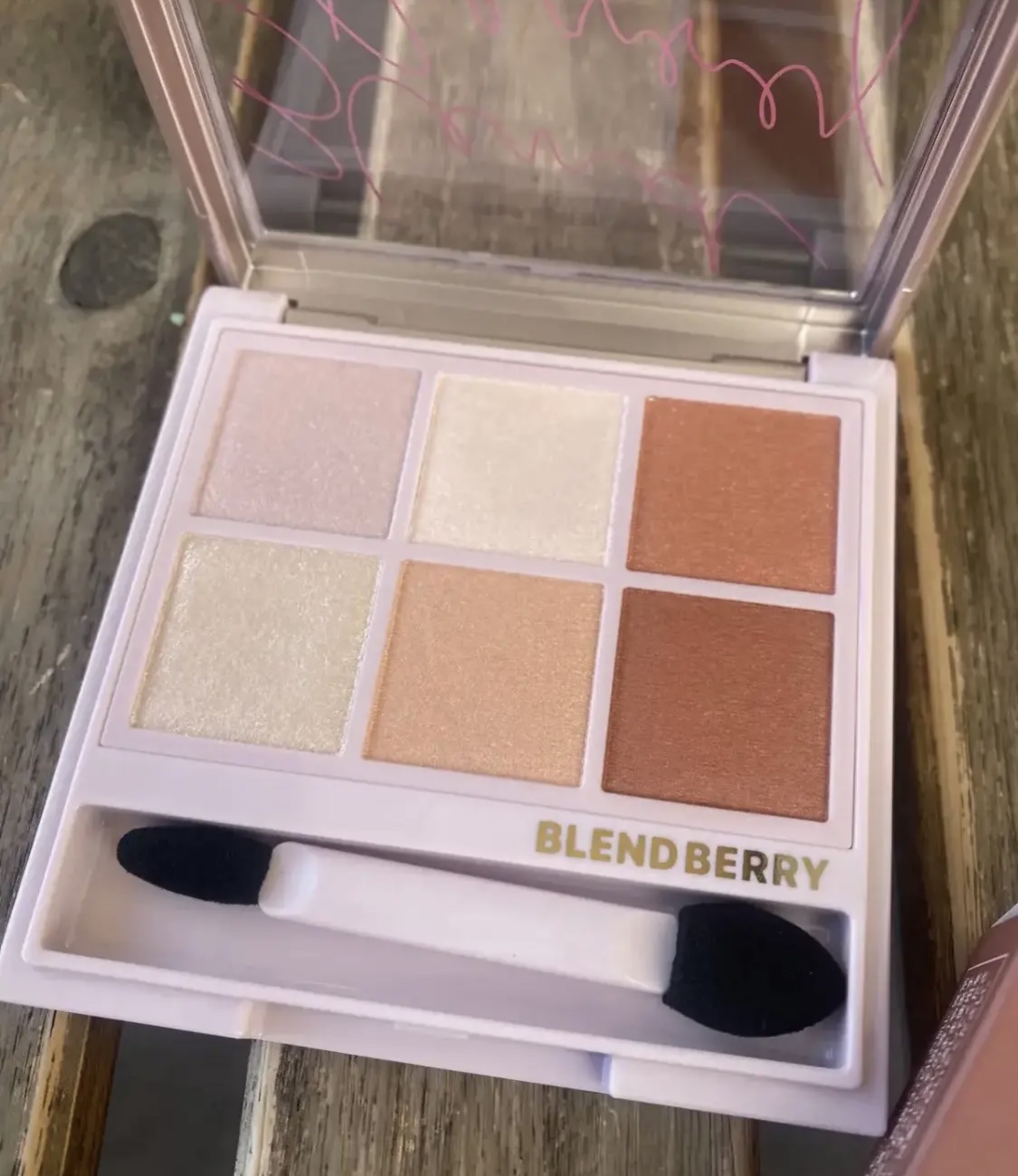 オーラクリエイション/BLEND BERRY/アイシャドウパレットを使ったクチコミ（1枚目）