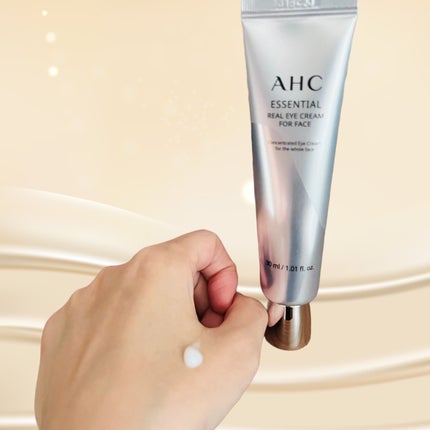 エッセンシャル リアル アイクリーム フォーフェイス/AHC/アイケア・アイクリームを使ったクチコミ(2枚目)