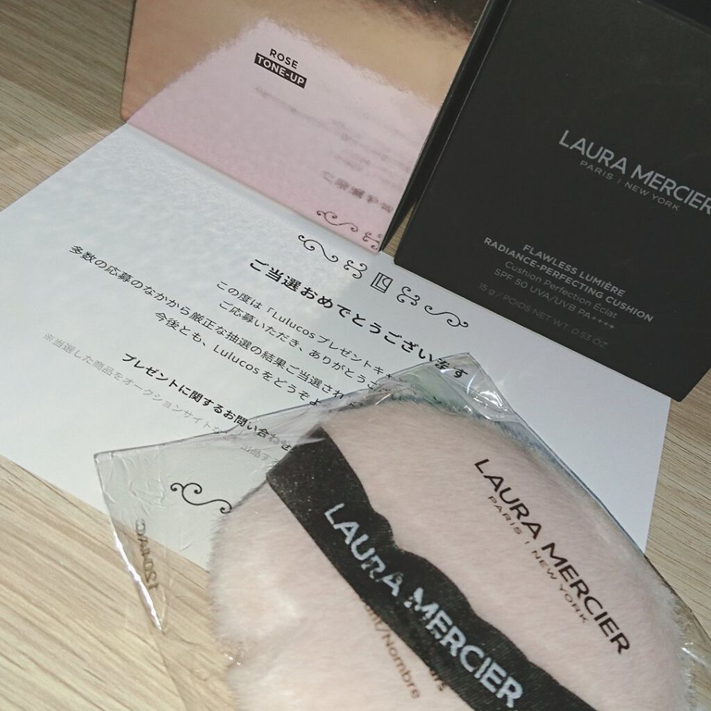 フローレス ルミエール ラディアンス パーフェクティング クッション/ローラ メルシエ/クッションファンデーションを使ったクチコミ(1枚目)