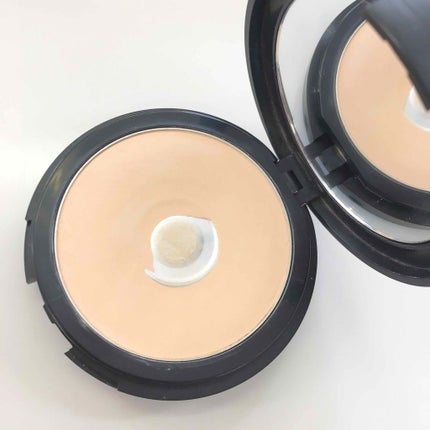 ベルベットトゥーウェイケーキ/Witch's Pouch/プレストパウダーを使ったクチコミ(1枚目)