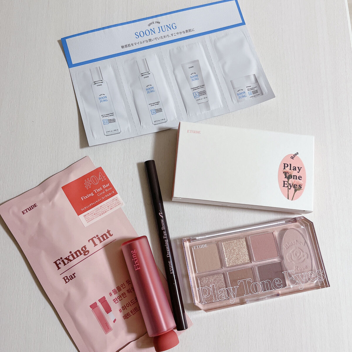 フィクシングティントバー コーラルローズ/ETUDE/リップティントを使ったクチコミ（1枚目）