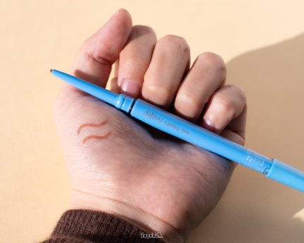 「密着アイライナー」極細クリームペンシル/デジャヴュ/ペンシルアイライナーを使ったクチコミ(4枚目)