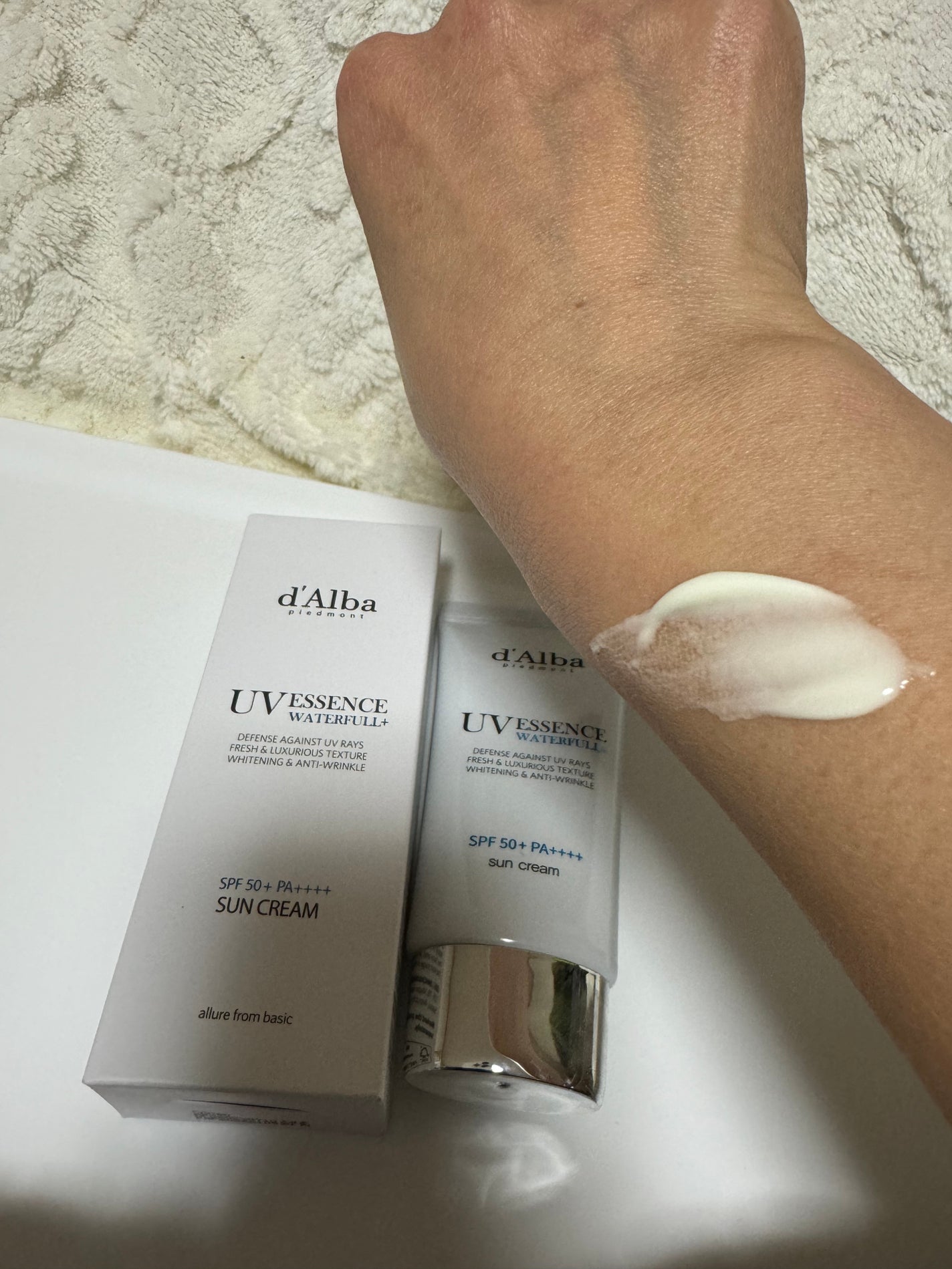 ダルバ ウォータフル エッセンス サンクリーム/ダルバ/日焼け止めクリームを使ったクチコミ(4枚目)