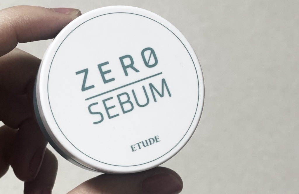 Zセバムドライングパウダー BT21　Zセバムドライングパウダー/ETUDE/フェイスパウダーを使ったクチコミ（1枚目）