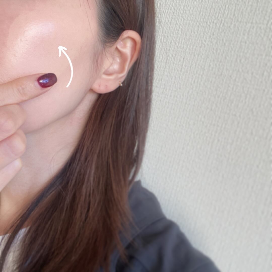 プリズム･リーブル･グロウ･セラム･ ファンデーション/GIVENCHY/リキッドファンデーションを使ったクチコミ（3枚目）