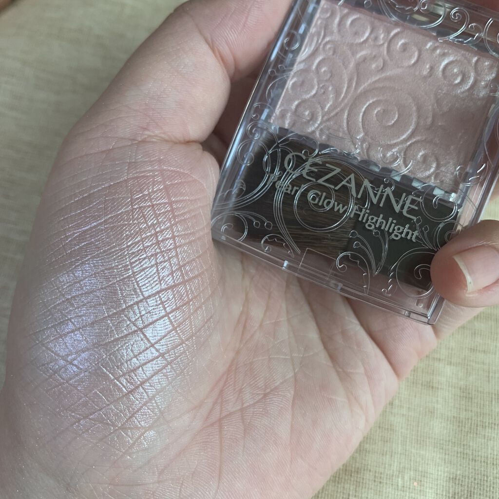 パールグロウハイライト/CEZANNE/パウダーハイライトを使ったクチコミ（1枚目）