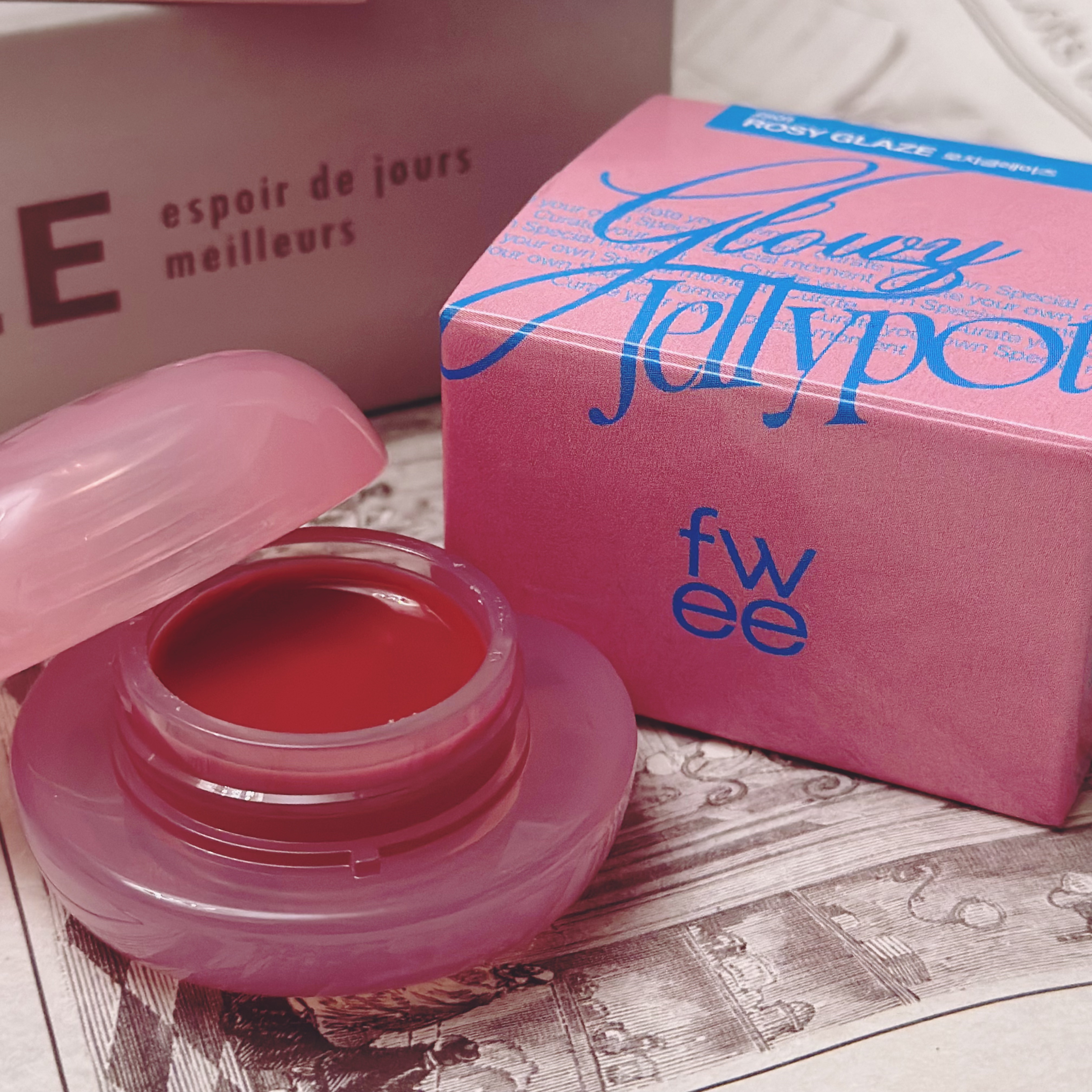 フィー リップアンドチーク グローイジェリーポット/fwee/リップグロスを使ったクチコミ（2枚目）