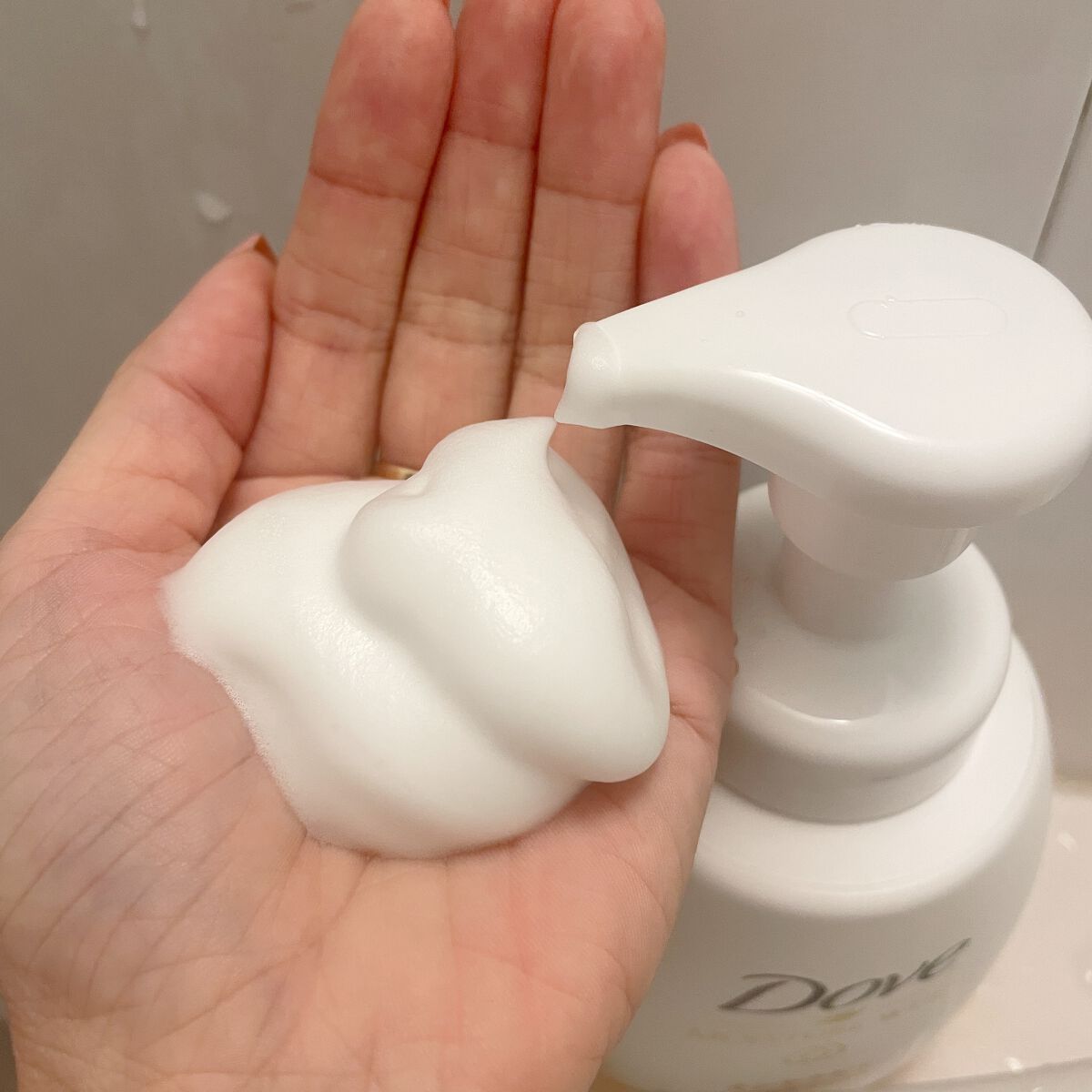 うるおいホイップ　泡ボディウォッシュ　キンモクセイ/ダヴ/ボディソープを使ったクチコミ（2枚目）