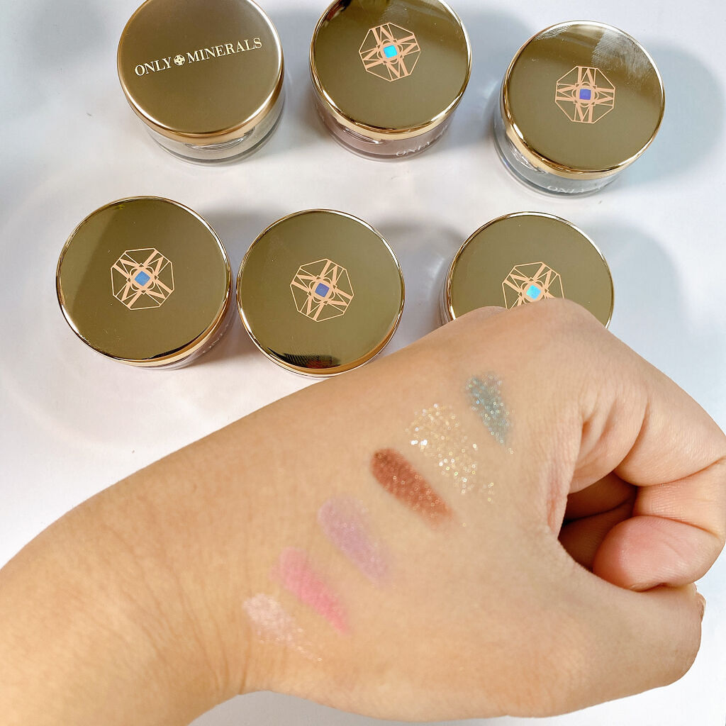 ミネラルピグメント カルサイト(限定1色)/ONLY MINERALS/単色アイシャドウを使ったクチコミ（1枚目）