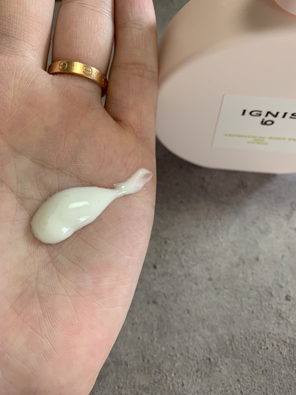 イグニス イオ アロマティカル ボディ UV 002/IGNIS/日焼け止めミルクを使ったクチコミ（3枚目）