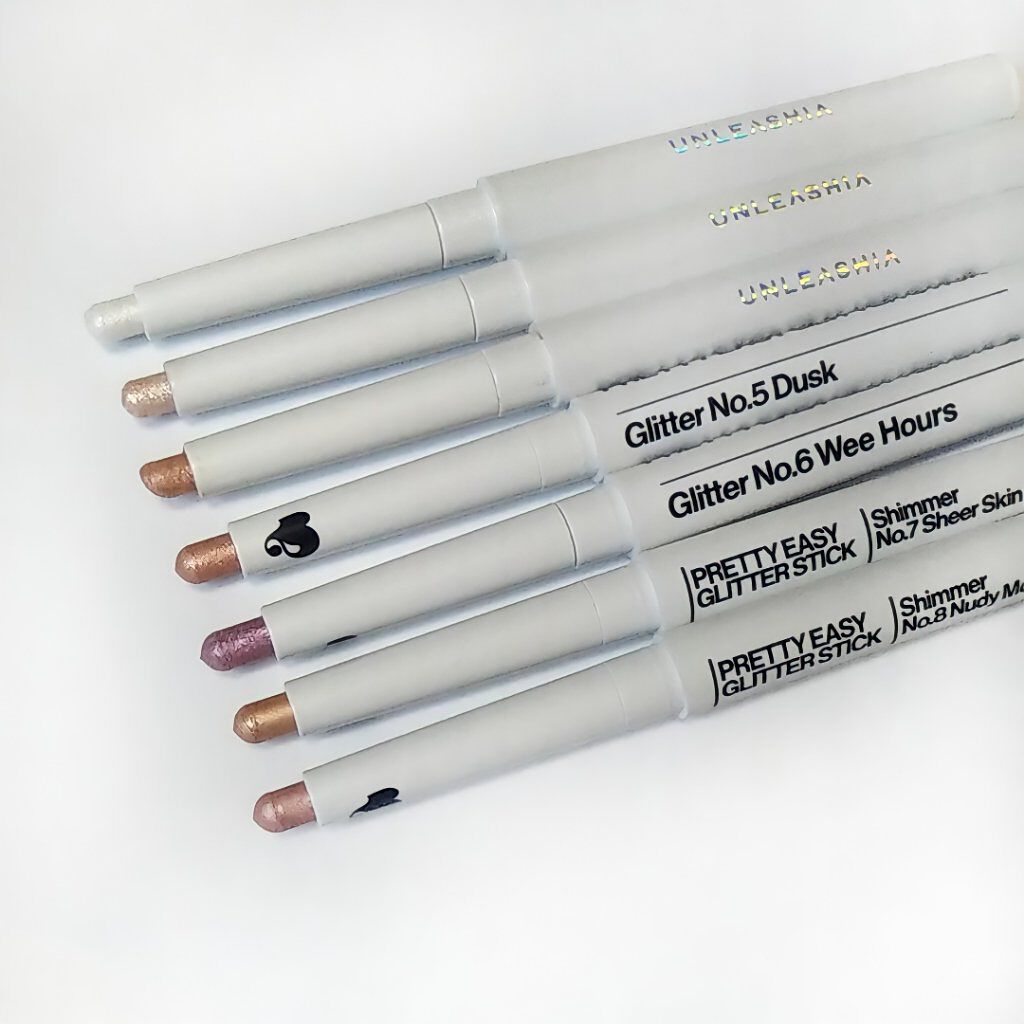 プリティー イージーグリッタースティック/unleashia/グリッターを使ったクチコミ（3枚目）